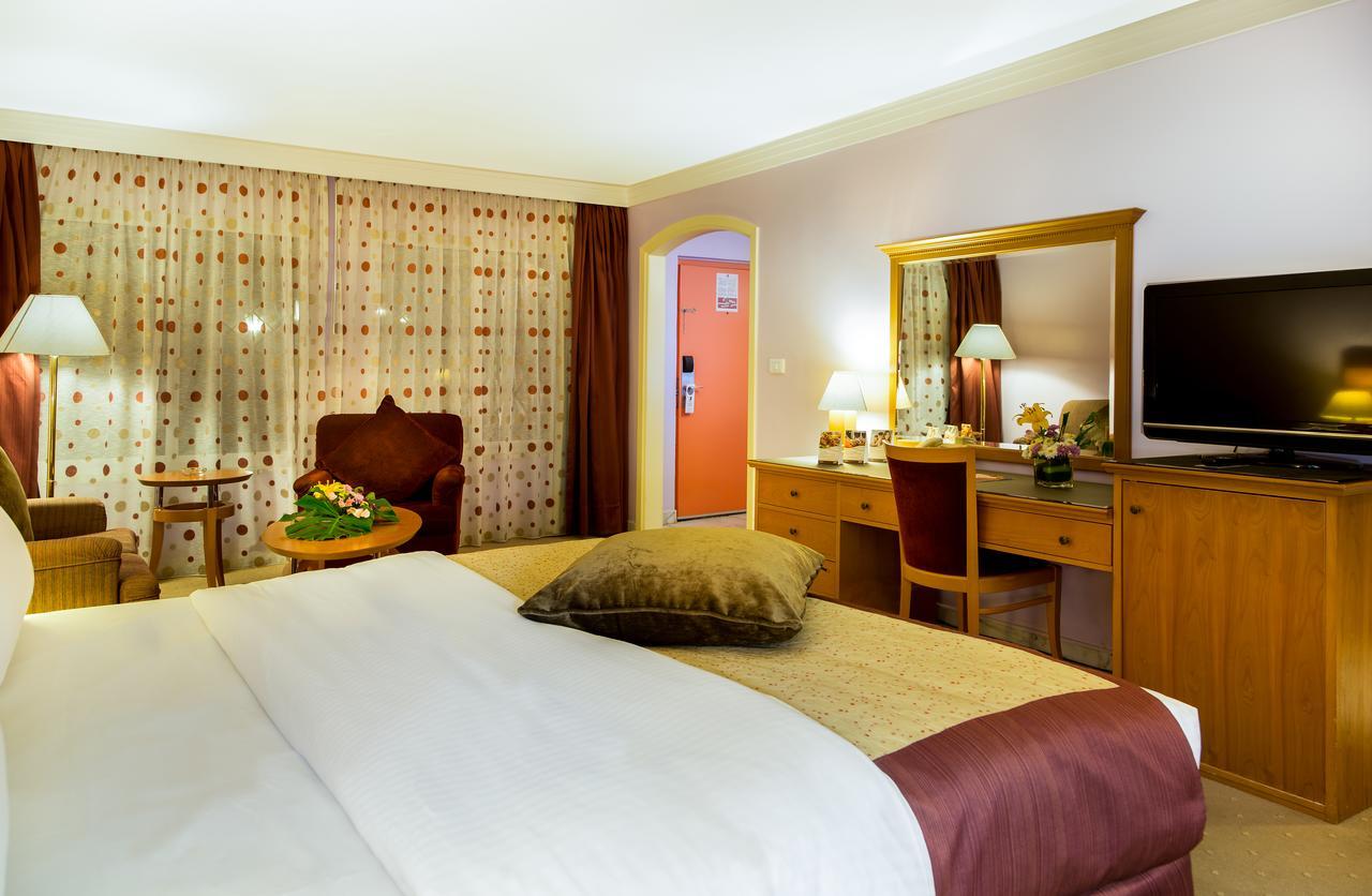 Petra Guest House Hotel Wadi Musa Exterior photo